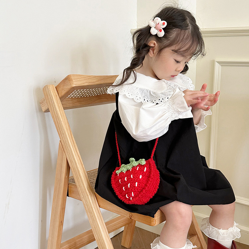 Knitted Strawberry Bag